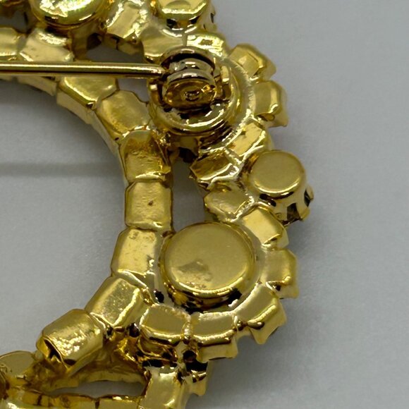 Vintage Lord & Taylor Christmas Wreath Brooch Gold-Tone Rhinestones Red Green Cl - Picture 6 of 16